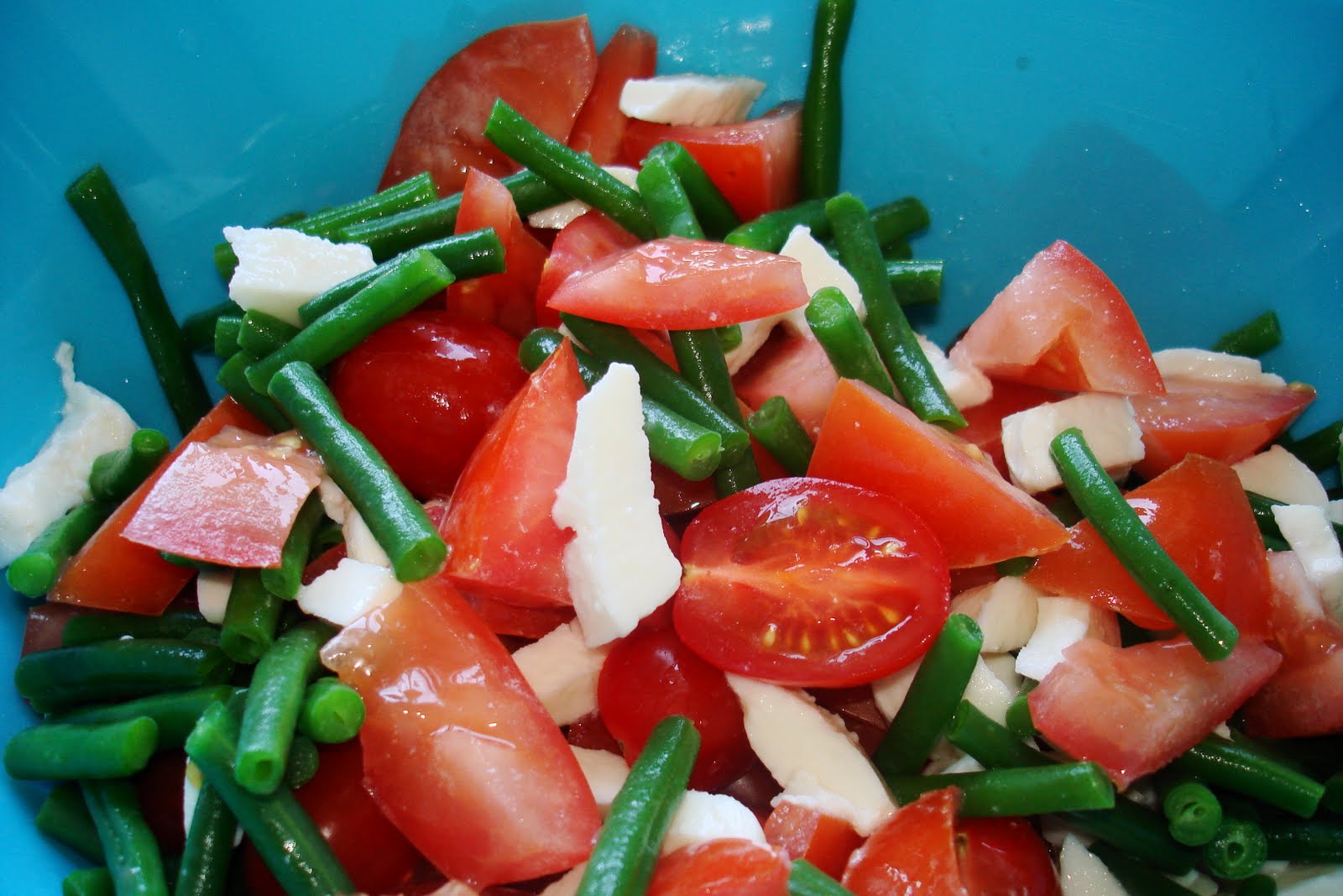 Babaduck Summer Salads Tomato, Mozzarella & Fine Bean
