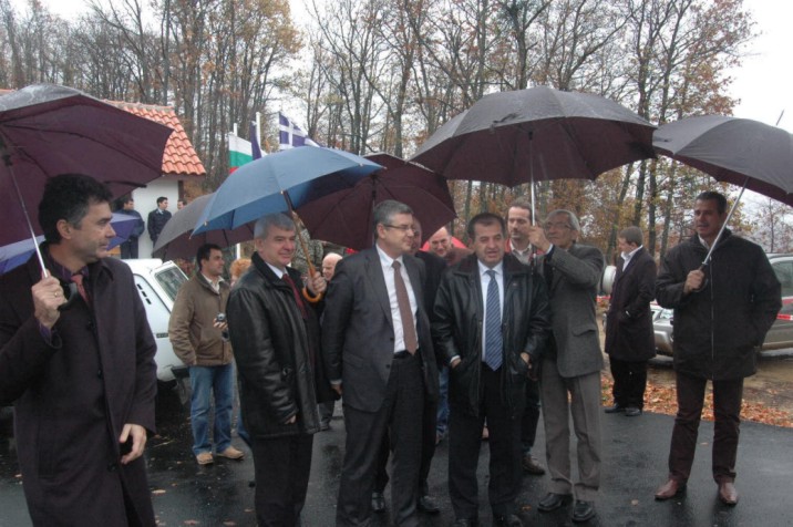 [ΝΟΜΑΡΧΗΣ1.JPG]