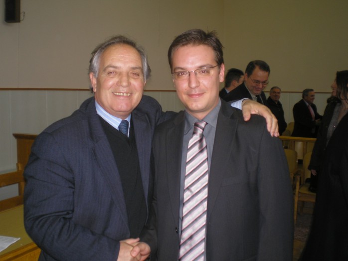 [ΜΥΣΤΙΚΑ5.JPG]