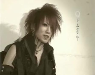 Foto bij [GazettE]I love to hate you, but do you know what I love even more? -Hoofdstuk 148-
