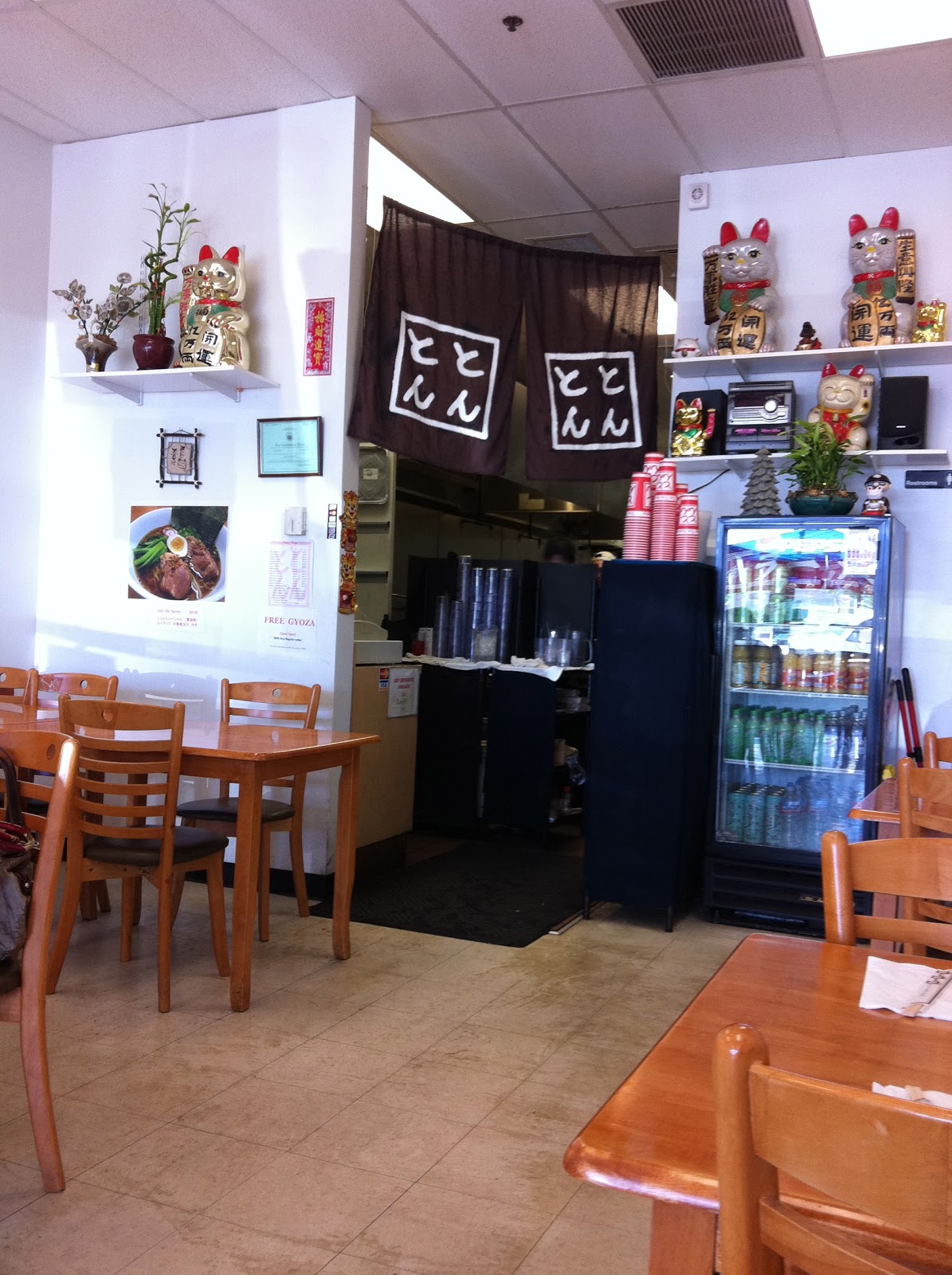 The Fashionably-Forward Foodie: Ramen Again?! Ton Ton Ramen