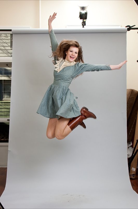 [agata+jumping+1.16.10.jpg]