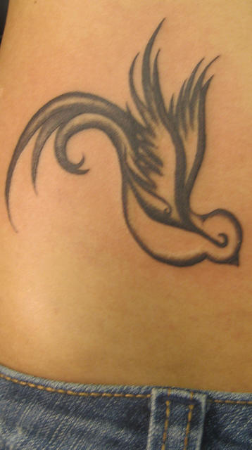hip tattoo gallery. Bird Hip Tattoos