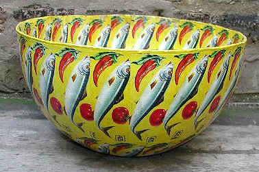 [pm+sardines+yellow+side.JPG]