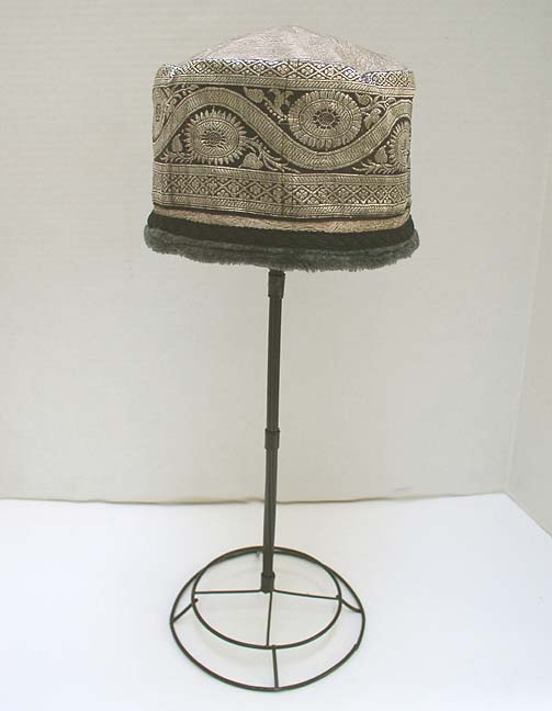 [hat+1.JPG]