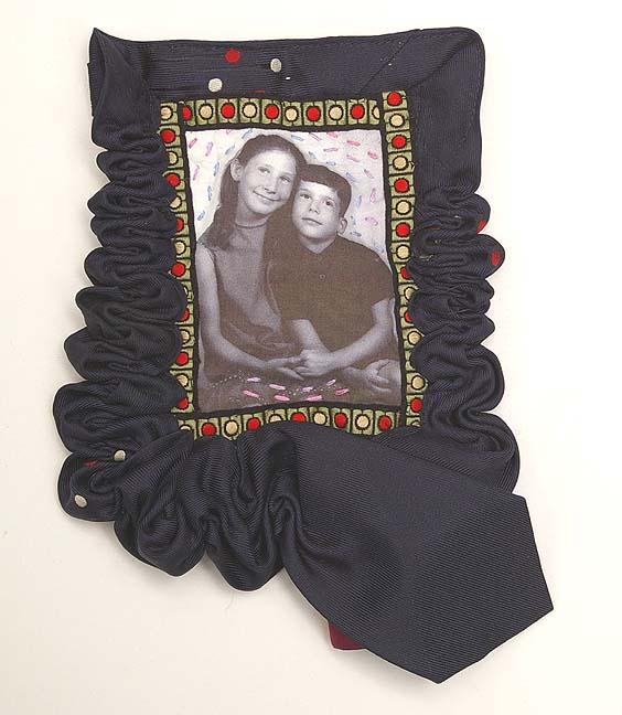 [stuffed+joyce+and+bruce.JPG]