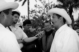 Poetas Repentistas del C-RIMA y Danzoneros de La Playa