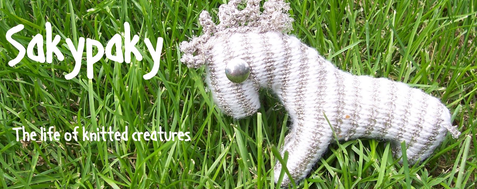 Sakypaky - The life of knitted creatures