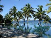 Tokoriki Island Resort. Posted by Elisha at 18:06 (img )
