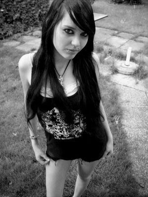 long emo hairstyle for girls(02)