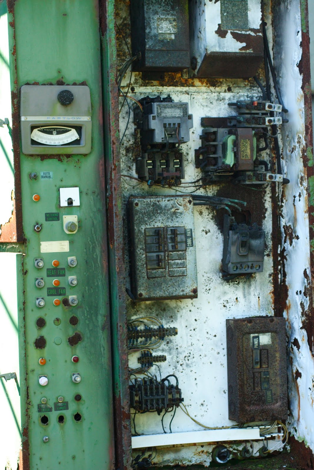 [ElevatorElex04.JPG]