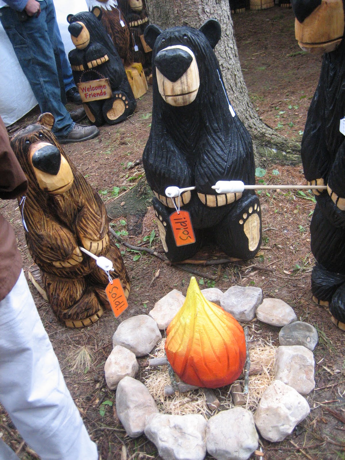 Le Beau Paon Victorien Outdoor Wednesday Holy Hill Craft Fair