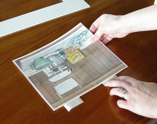How to Change Picture Frame Mats by Painting Mat Board
