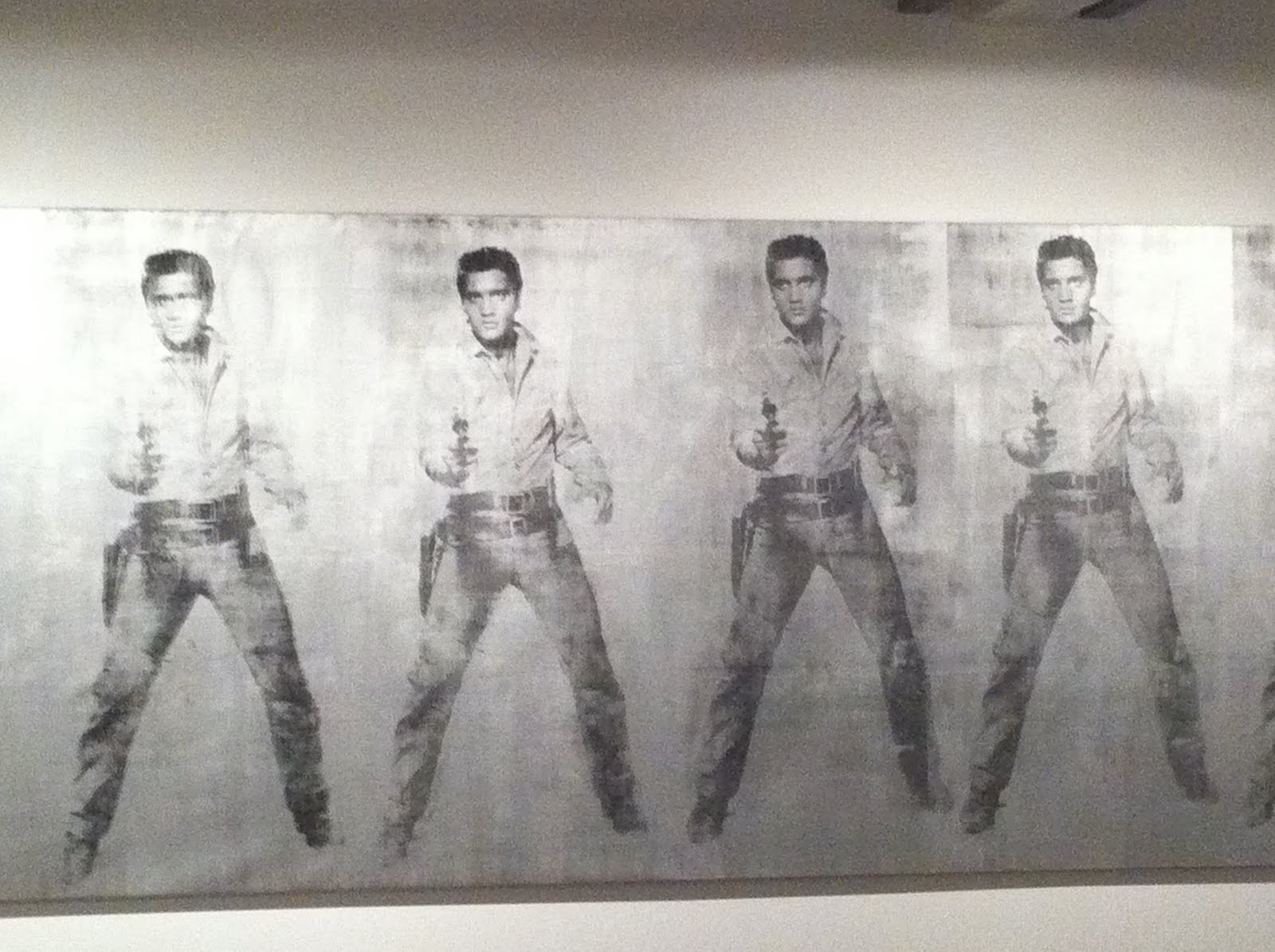 eight elvises Back in 2008, for example, andy warhol's eight elvises fetched $100 million in a private sale so when sotheby's put warhol's double elvis. eight elvises Back in 2008, for example, andy warhol's eight elvises fetched $100 million in a private sale so when sotheby's put warhol's double elvis.