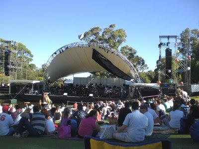 Perth Limousine: Simply Red Concert in Kings Park
