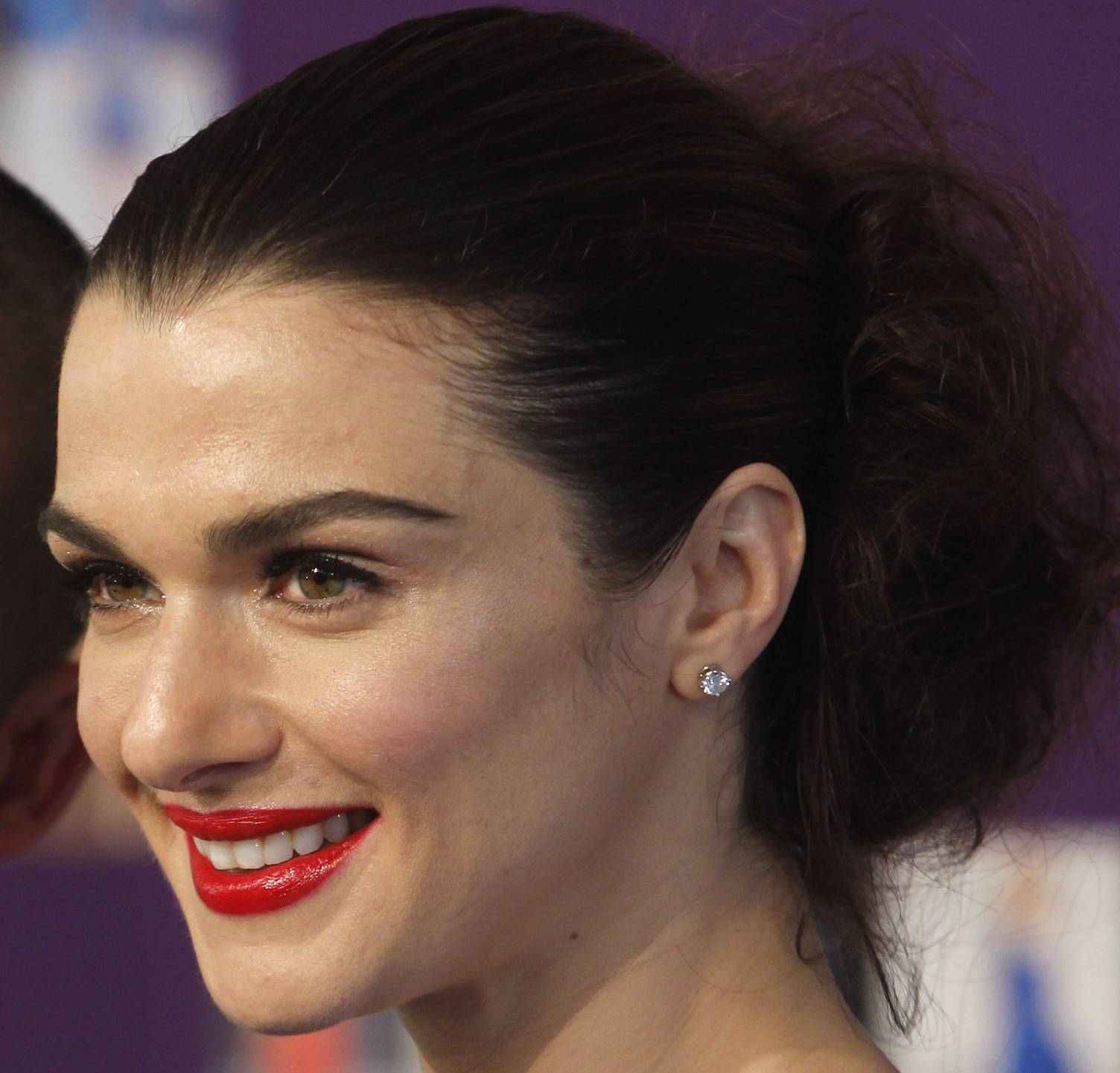 http://2.bp.blogspot.com/_bj-91WvhEuo/TA3mhP3WuTI/AAAAAAAANI8/yTvMSqRoUiM/s1600/Rachel+Weisz1.jpg