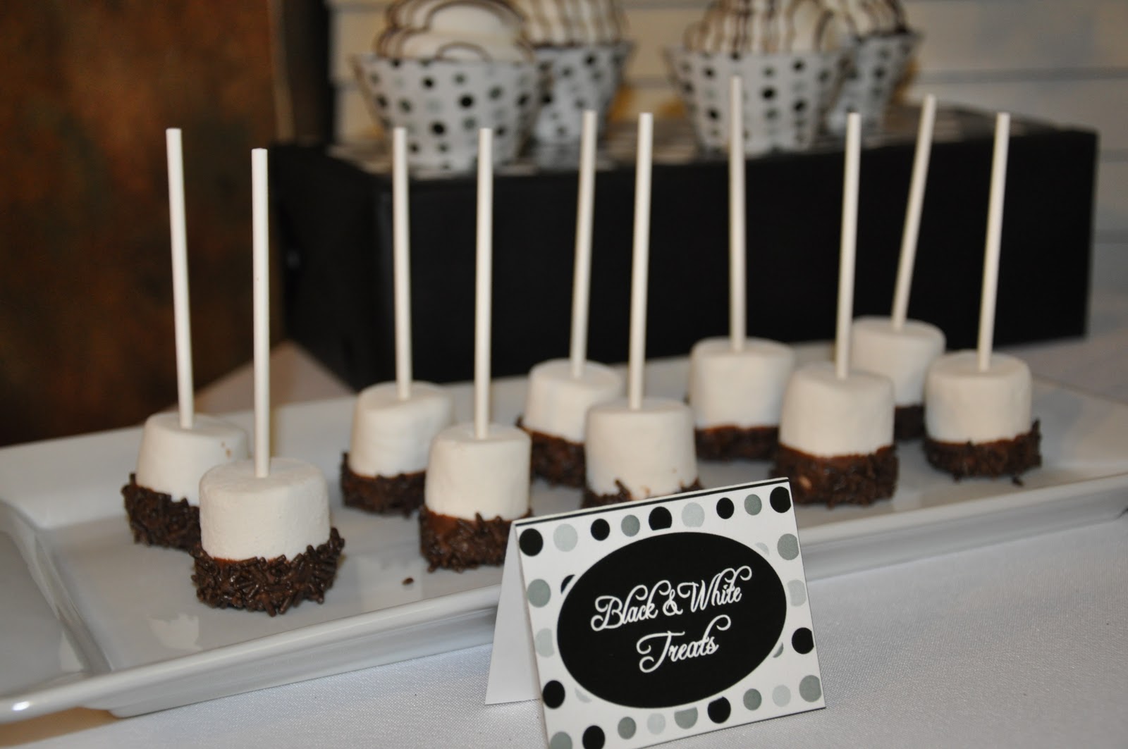 The Party Wall Black & White Party