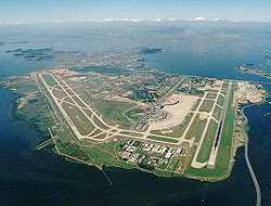 FOTO AÉREA DO AEROPORTO TOM JOBIM INTERNACIONAL.