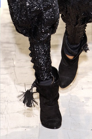 [givenchyboots.PNG]