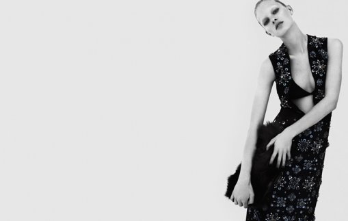 [miu-miu-fall-winter-campaign-by-mert-marcus-03.jpg]