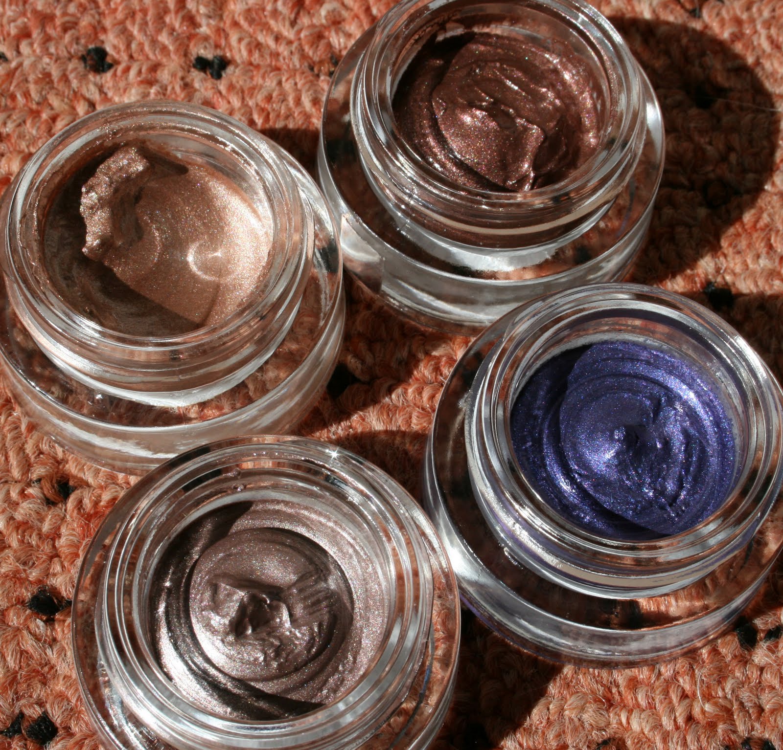 Beauty Blog Makeup Artist Agatha Kisiel Rimmel Colour Mousse Eye Shadow