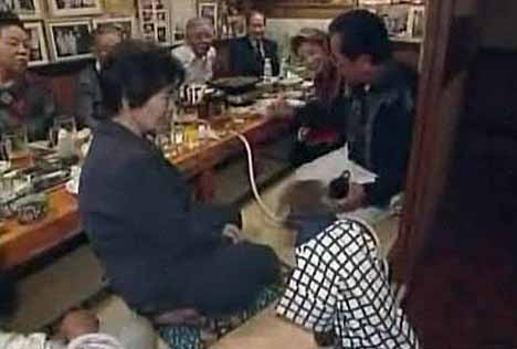 [monkey_waiter_5.jpg]