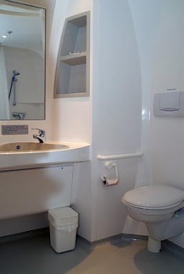 luxurious airport hotels