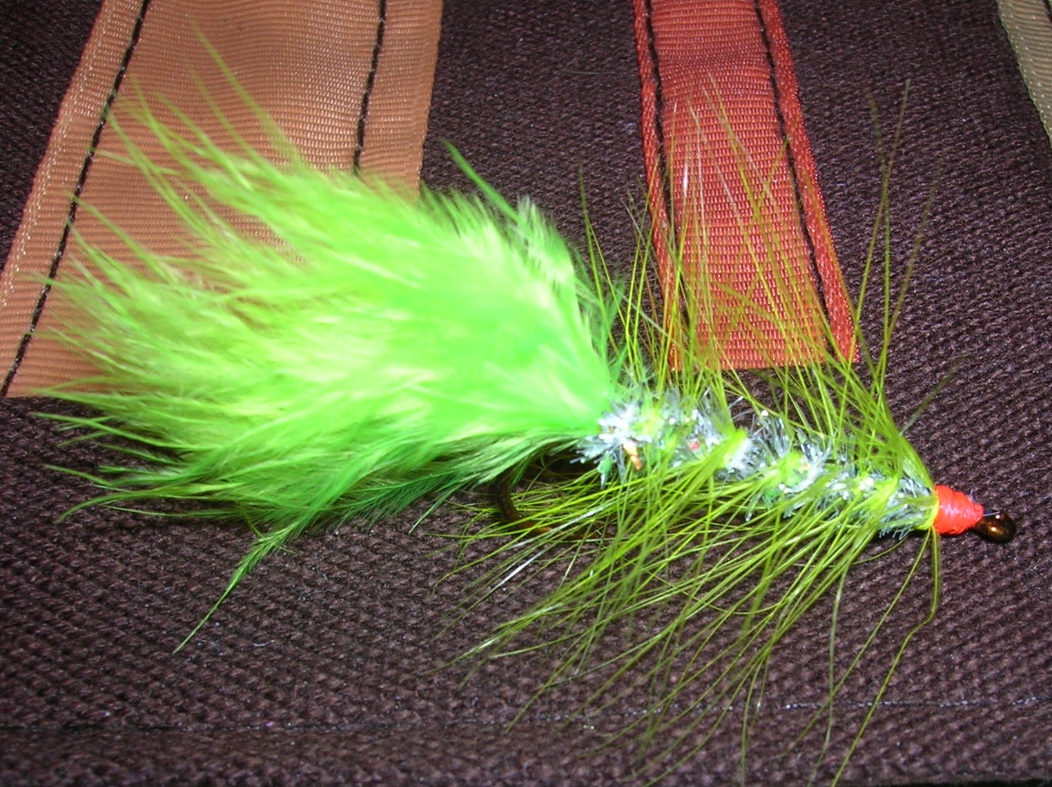 BUGGIN' OUT. White Bass / Sand Bass Fly Pattern