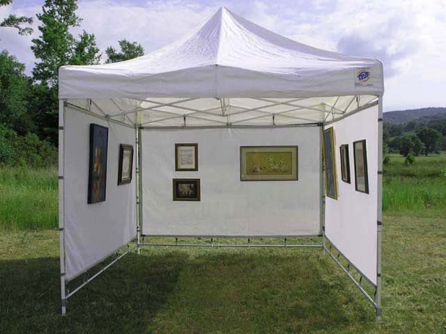 Craft+Show+Display+Tents grid walls pictured below displaying saya studio s handbags metal