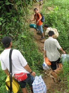 [Turun+Naik+Bukit.jpg]