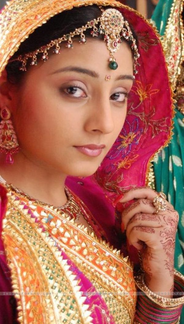 Celebrity Fashion Styles: Balika Vadhu Serial | Balika Vadhus Gehna