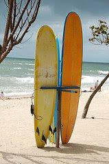 surfing kuta beach bali