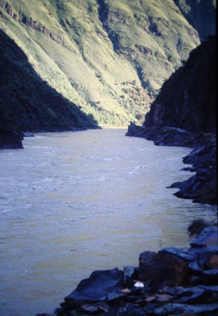 [Chaba+valley+pub.jpg]