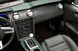 2008 Ford Shelby GT Convertible 3
