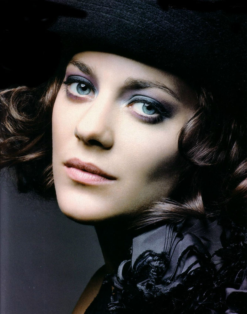 Fresh Look Celebrity Marion Cotillard Hairstyles 11