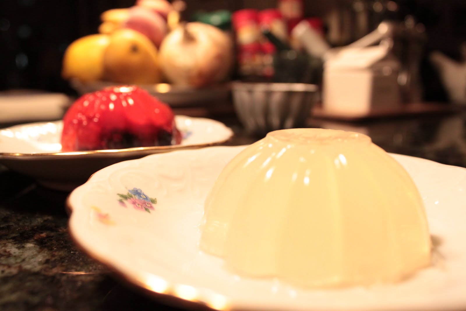 Vegan Miss It's the Bee's Knees, Daddy! Vegan Jello Mold