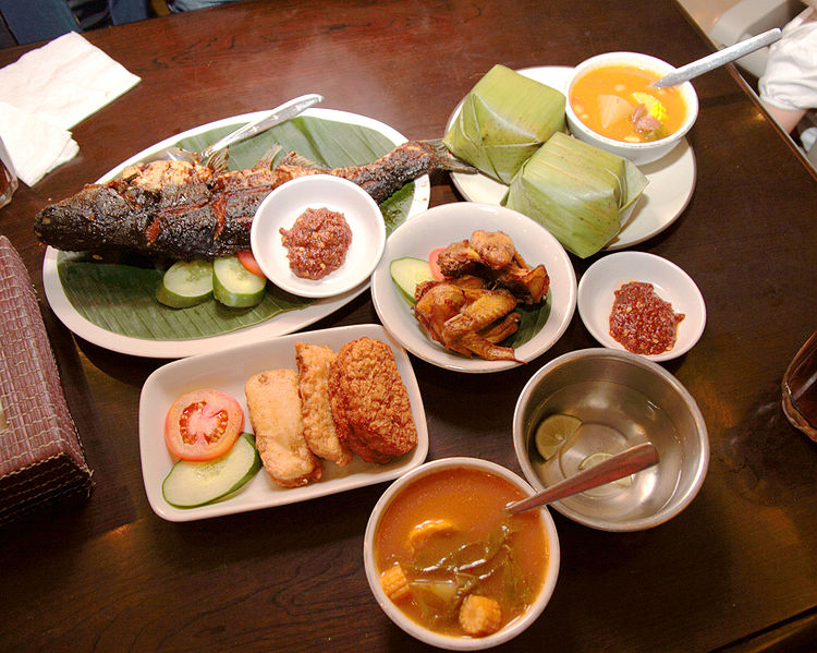 various foods Indonesia - nuances of Indonesian food
