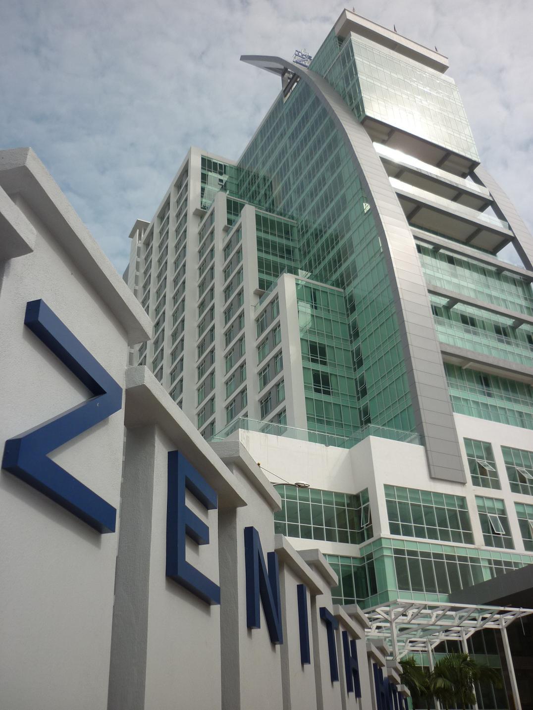 *The KUANTAN blog* Zenith Hotel  December 2010