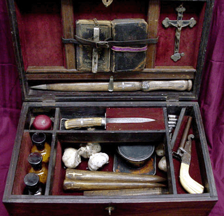 [authentic+vampire+kit.GIF]