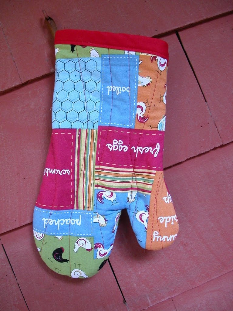 Sewing and Growing Kitchen Gift Idea Oven Mitts