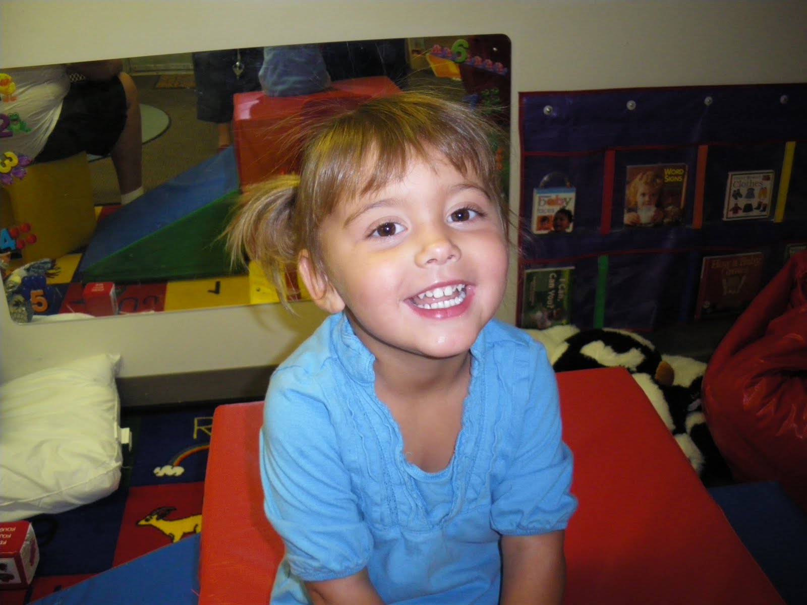 [First+day+of+school+2009+037.JPG]