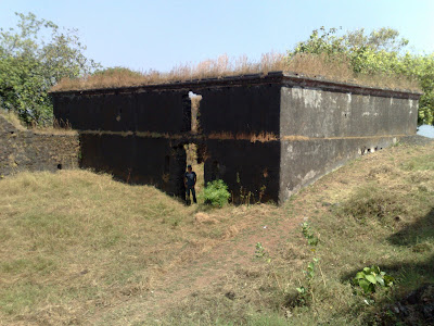 Ruins of Kanhoji Angre’s Palace (Wada) in Alibag Fort.