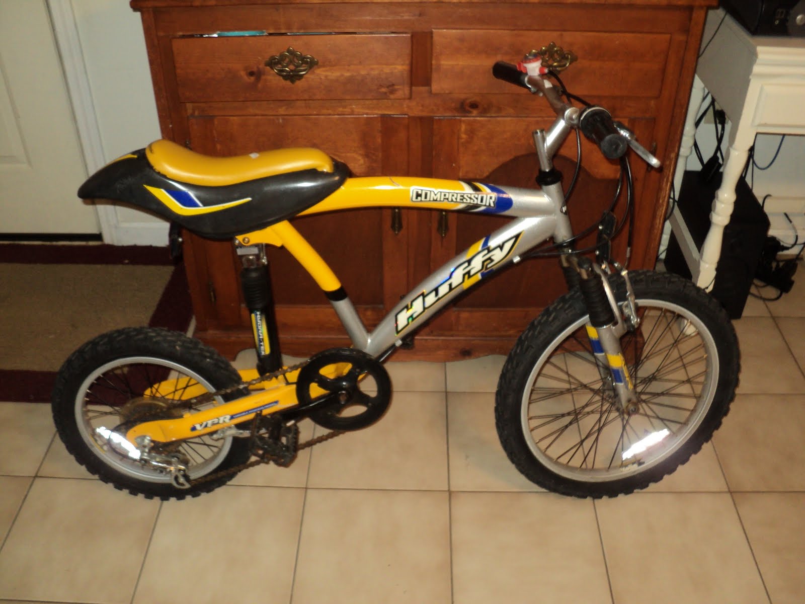 huffy compressor bike