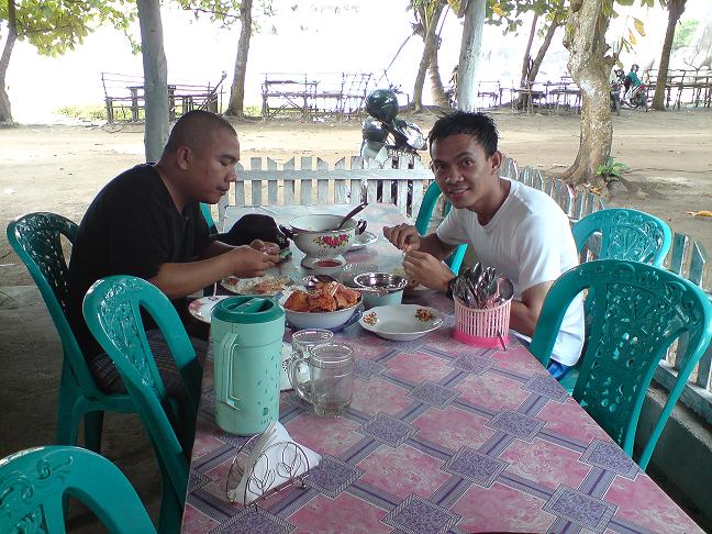 [pesta+kepiting...jpg]