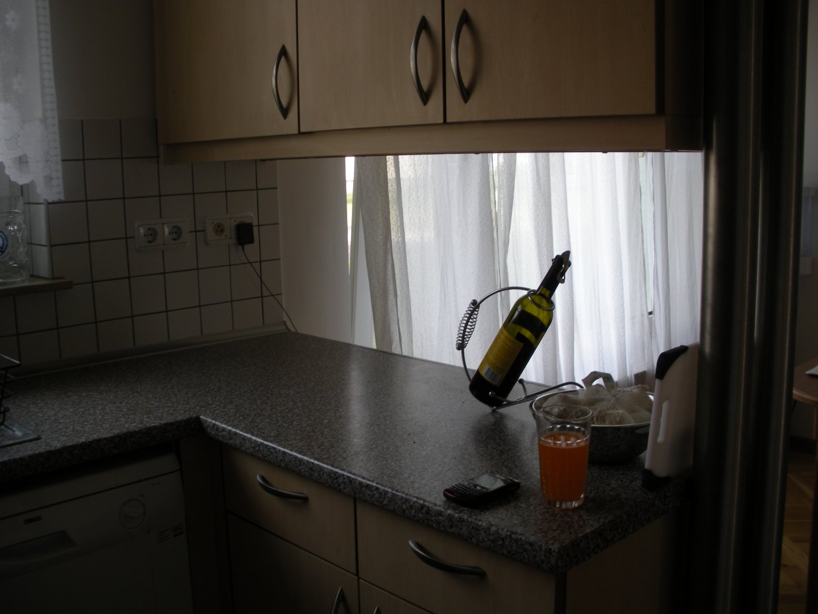 [Kitchen+View+2+-+Before.JPG]