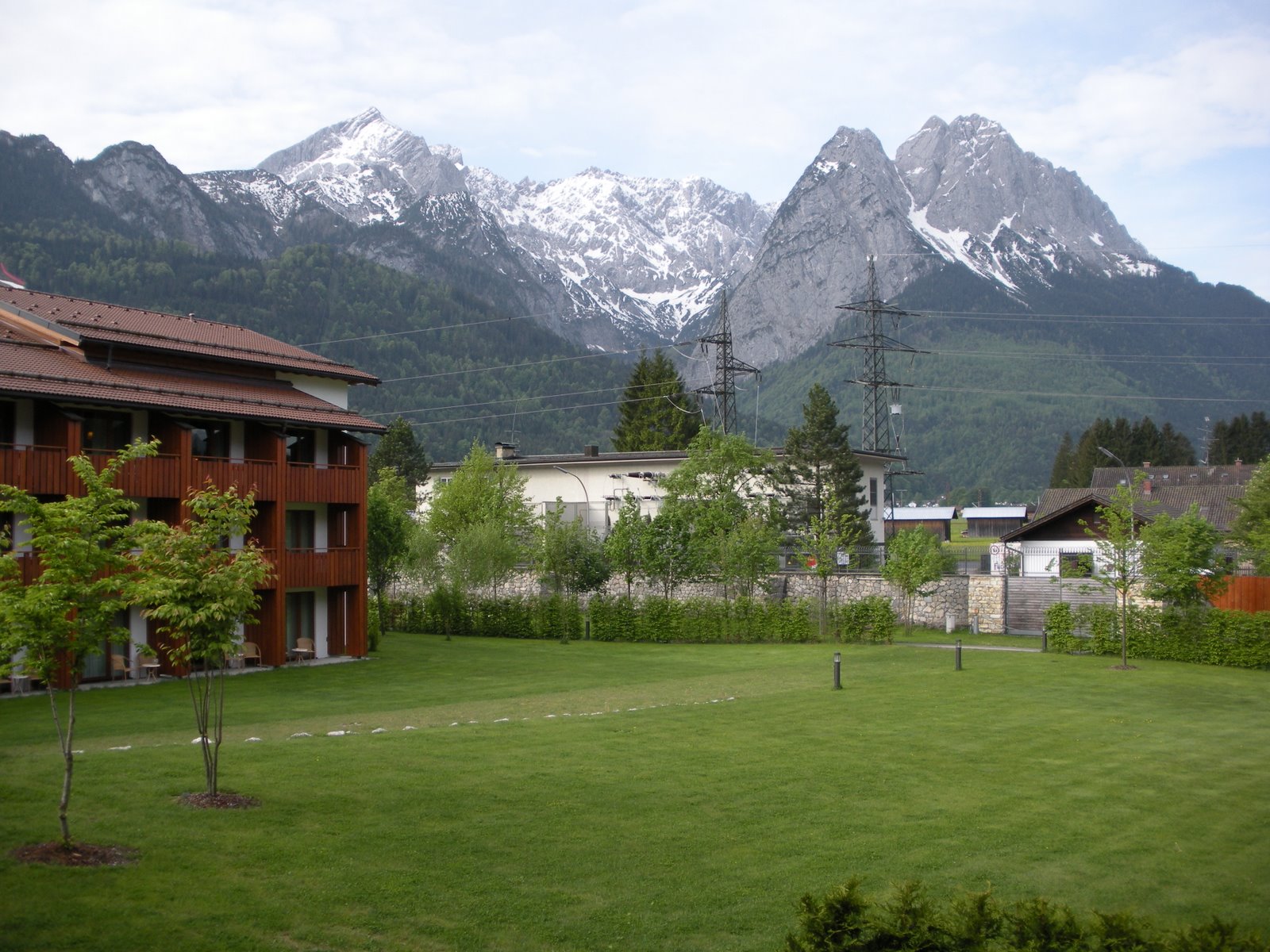 [View+from+our+Balcony.JPG]