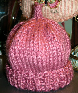 Hannahs Knitsters: Easy Preemie Hat Pattern