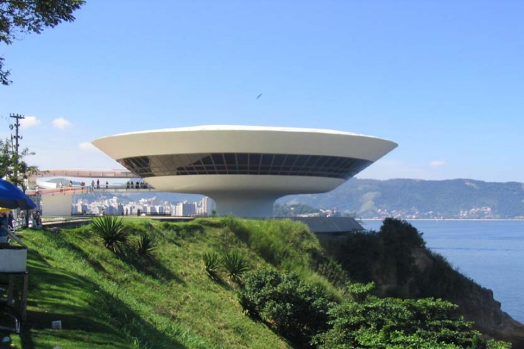mam niteroi