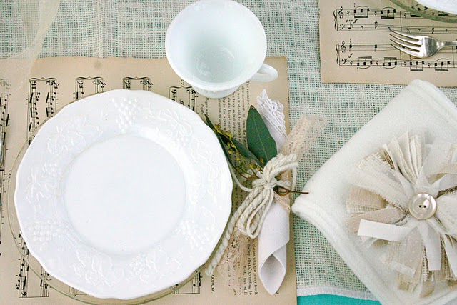 [table+setting+049.JPG]