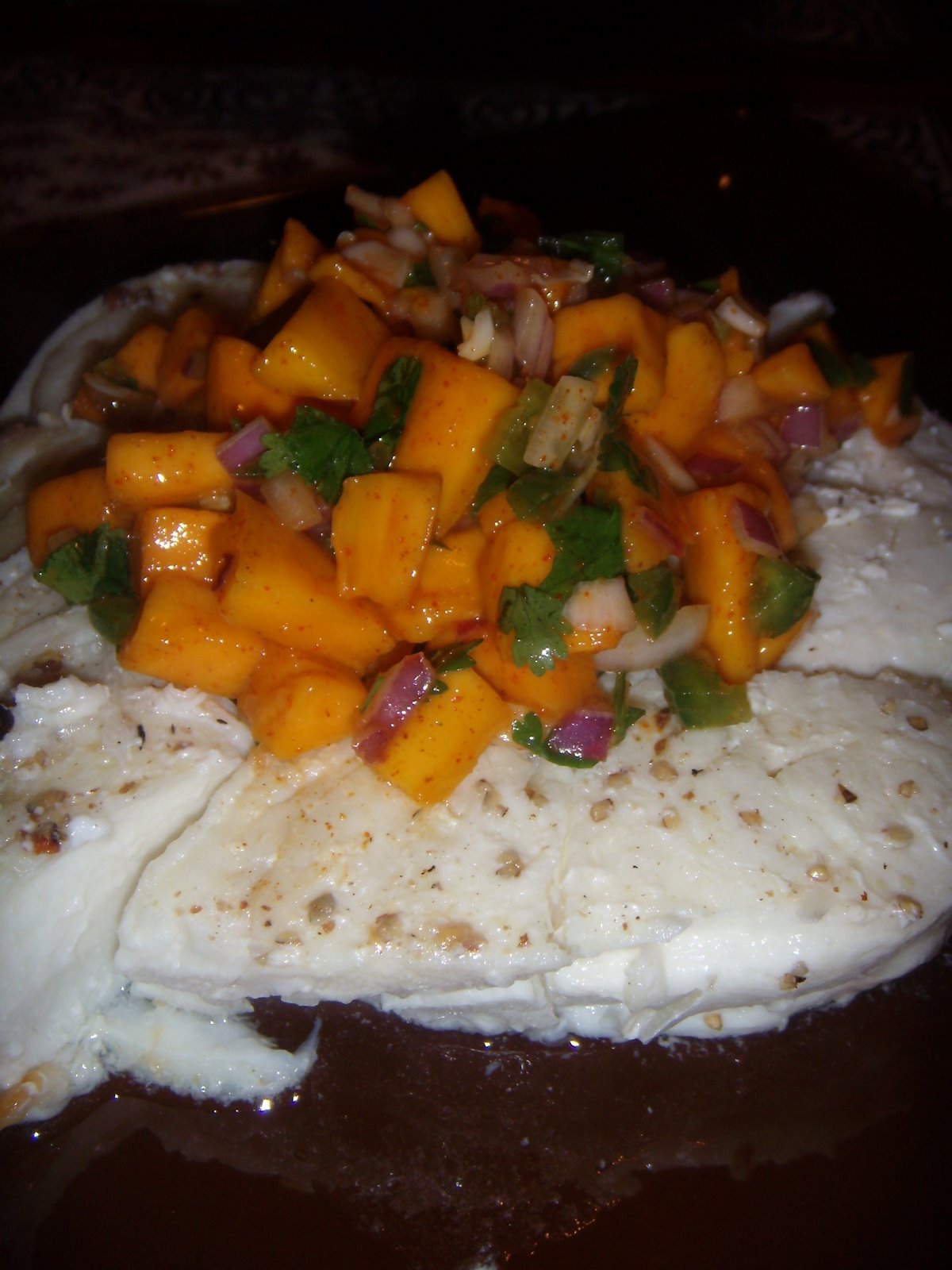 [Baked+Halibut+With+Fresh+Mango+Salsa.jpg]